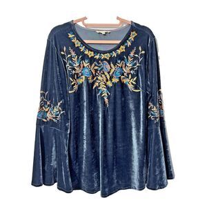Solitaire Womens Boho Top Dusty Blue Small Velvet Floral Embroidered Bell Sleeve